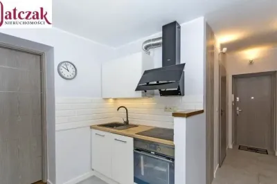3-pokojowy apartament po remoncie z windą, ul. Michałowskiego, Gdańsk - miniatura 7