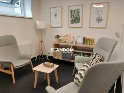 Lokal 117 m² w centrum Józefowa z parkingiem - miniatura 5