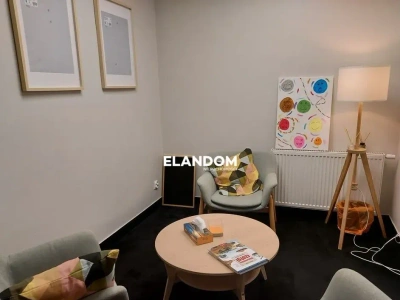 Lokal 117 m² w centrum Józefowa z parkingiem - miniatura 4