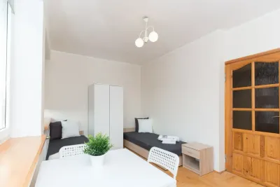 3-osobowy pokój nr 4 do wynajęcia, Rotmanka - miniatura 2