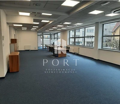 Biuro 318,06 m² w centrum Gdyni, klimatyzacja i monitoring - miniatura 4