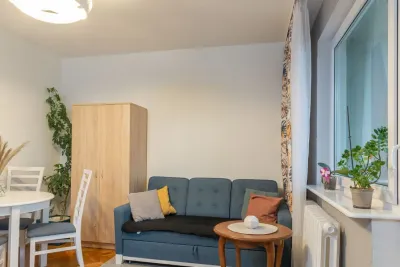 Pokój dwuosobowy do wynajęcia – ul. Gdyńska 7A, Gdańsk Żabianka - miniatura 2