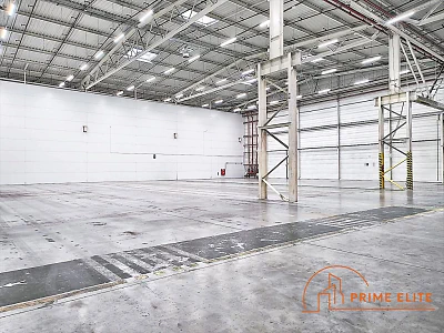 Magazyn 3000 m² z biurem 140 m² w Warszawie Ursus - miniatura 1