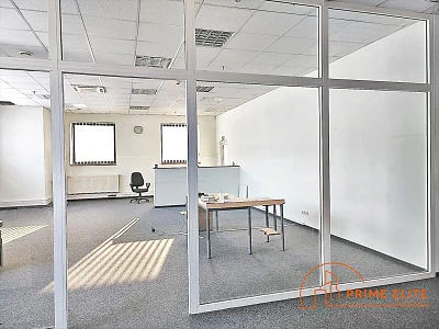 Magazyn 3000 m² z biurem 140 m² w Warszawie Ursus - miniatura 5