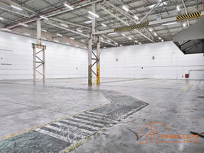 Magazyn 3000 m² z biurem 140 m² w Warszawie Ursus - miniatura 2