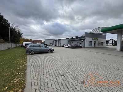 Nowoczesny warsztat samochodowy z dużym zapleczem – Wola Paprotnia, ul. Jana Kilińskiego - miniatura 4