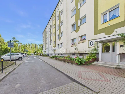Gdańsk Przymorze Wielkie | 2-pokojowe mieszkanie 43 m² po remoncie - miniatura 10
