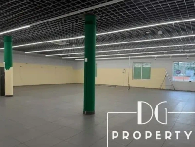 Lokal usługowo-handlowy 600 m² Grójec – parter i parking - miniatura 4
