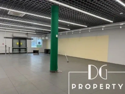 Lokal usługowo-handlowy 600 m² Grójec – parter i parking - miniatura 3