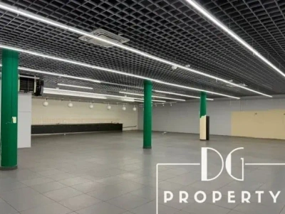 Lokal usługowo-handlowy 600 m² Grójec – parter i parking - miniatura 2