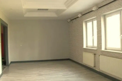 Lokal biurowo-magazynowy 360 m² w Sulejówku przy obwodnicy - miniatura 6