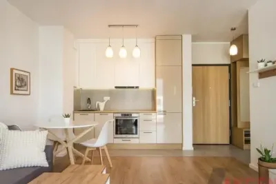 Dwupokojowy apartament 40 m² z garażem na Jutrzenki, Warszawa - miniatura 6
