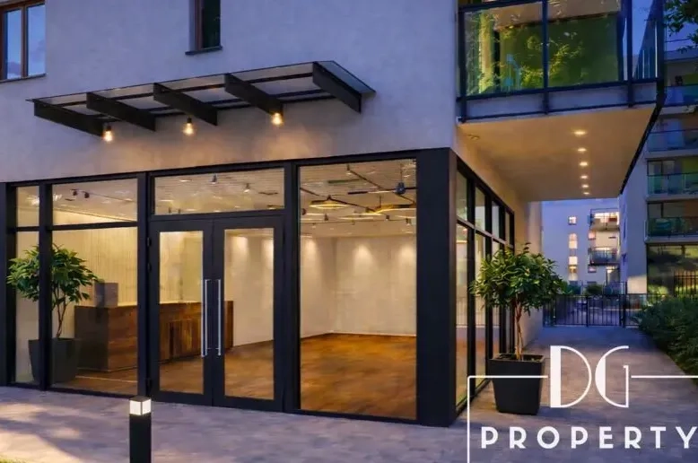 Lokal użytkowy 50 m² z witrynami przy ul. Dywizjonu 303 w Warszawie - zdjęcie 1