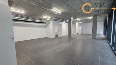 Lokal usługowy 200 m² na parterze z parkingiem, Gdańsk Wilcza - miniatura 1