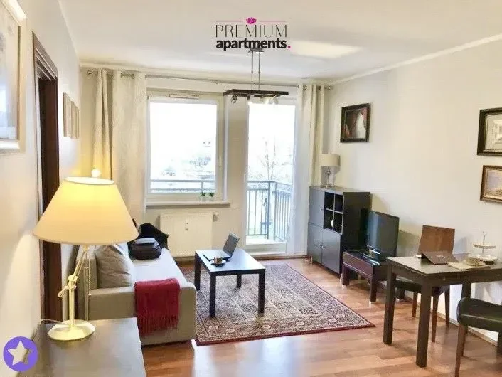 2-pokojowy apartament 40 m² z balkonem i widokiem na rzekę, Lastadia, Gdańsk - zdjęcie 1