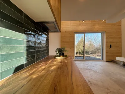 Dom jednorodzinny 35 m² z ogrodem, garażem i klimatyzacją - miniatura 4