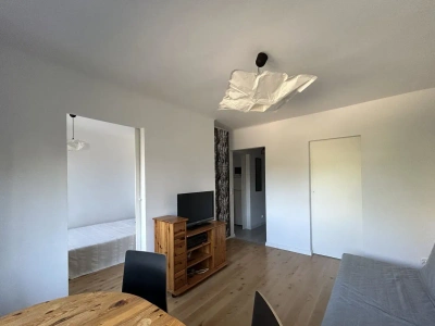 Dwupokojowe mieszkanie 36 m² na wynajem – Mokotów, ul. Śniardwy - miniatura 7