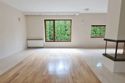 Dom jednorodzinny 360 m² przy ul. Wiertniczej w Wilanowie - miniatura 2