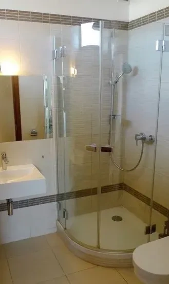Dom jednorodzinny 360 m² przy ul. Wiertniczej w Wilanowie - miniatura 6