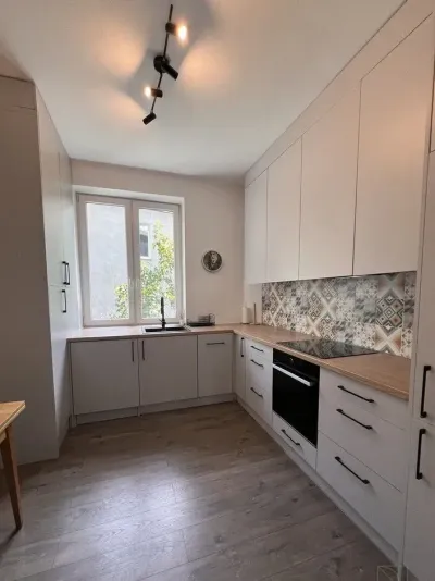 Trzypokojowy apartament 65 m² przy Francuskiej, Saska Kępa - miniatura 1