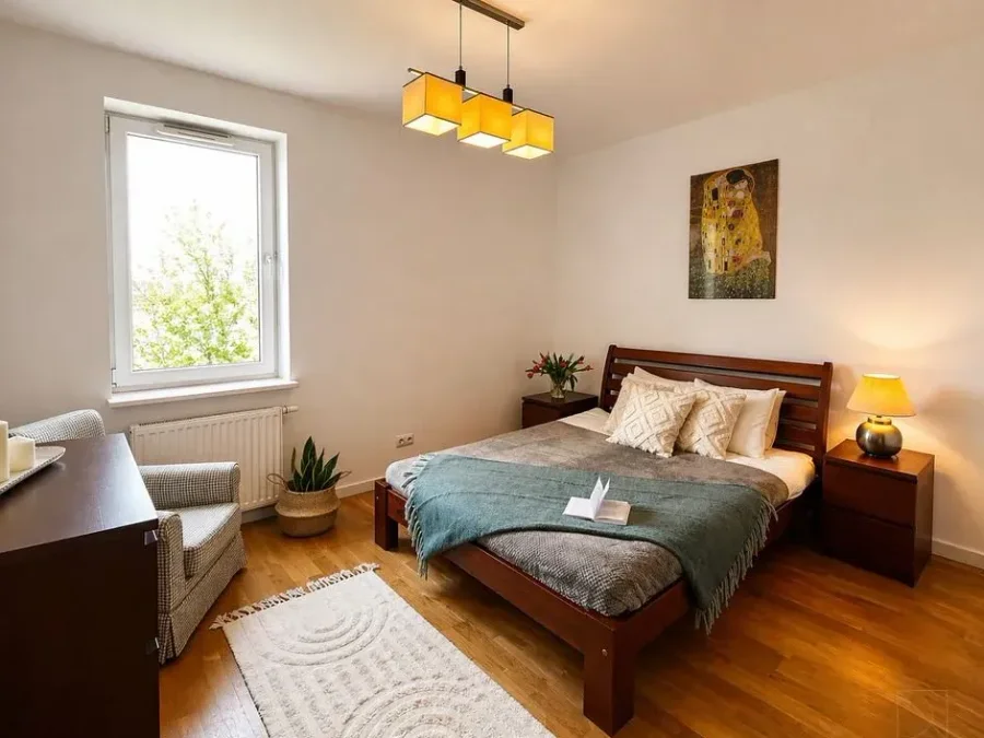 Trzypokojowy apartament przy metrze na Bielanach z tarasem - zdjęcie 1