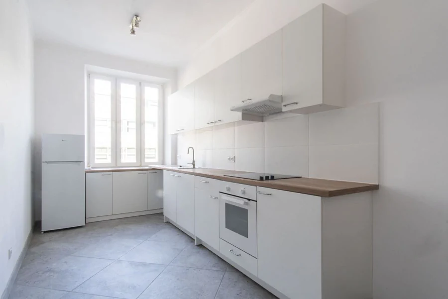 Trzypokojowy apartament 96 m² do wynajęcia w Gdyni, ul. 10 Lutego - zdjęcie 1