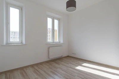 Trzypokojowy apartament 96 m² do wynajęcia w Gdyni, ul. 10 Lutego - miniatura 9
