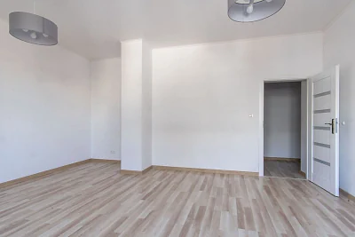 Trzypokojowy apartament 96 m² do wynajęcia w Gdyni, ul. 10 Lutego - miniatura 7