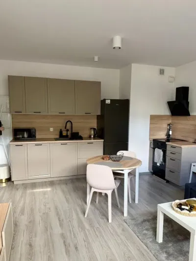 2-pokojowe mieszkanie w Gdyni Oksywiu z balkonem i garażem podziemnym - miniatura 5