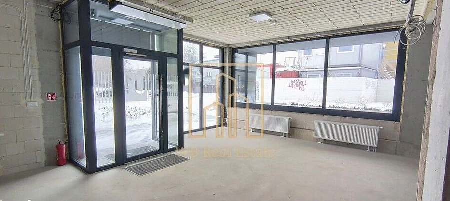 Narożny lokal gastronomiczny 157 m² z witrynami i parkingiem - Warszawa Jelonki Południowe - zdjęcie 1