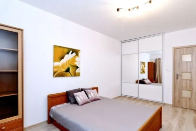 Apartament 58 m² przy metrze Trocka z balkonem i garażem - miniatura 7