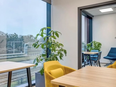 Gotowe biuro 1143 m² na Młodym Mieście, Gdańsk - miniatura 1