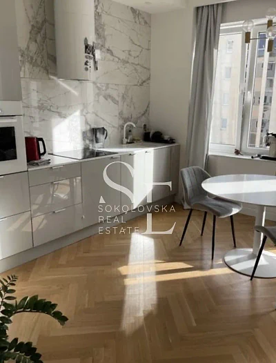 Dwupokojowy apartament 56 m² z garderobą – Powiśle, Zajęcza - miniatura 2
