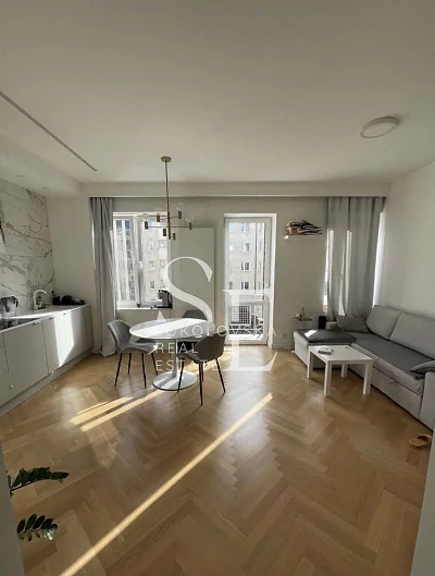 Dwupokojowy apartament 56 m² z garderobą – Powiśle, Zajęcza - miniatura 3