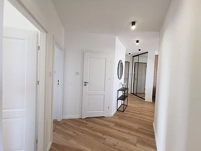 Nowoczesny apartament premium - 4 pokojowy, z widokiem na Zatokę Gdańską (79,5 m²) - miniatura 9