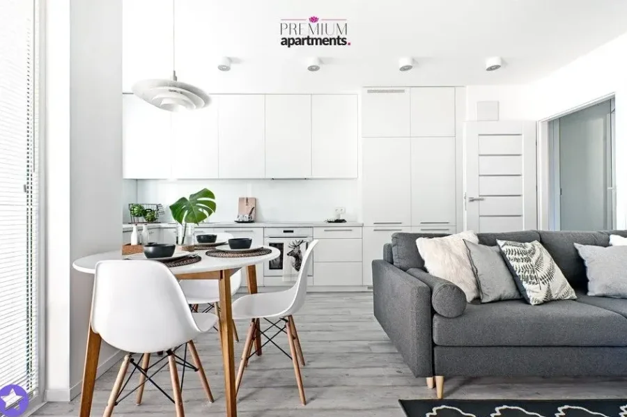 Dwupokojowy apartament na wynajem – Gdynia, Patio Róży, balkon i komórka - zdjęcie 1