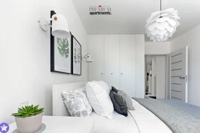 Dwupokojowy apartament na wynajem – Gdynia, Patio Róży, balkon i komórka - miniatura 8