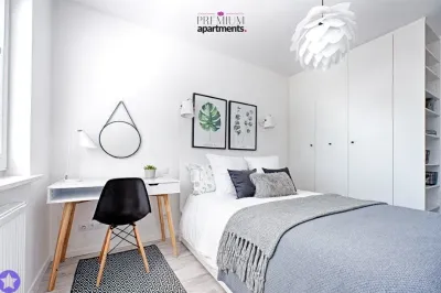 Dwupokojowy apartament na wynajem – Gdynia, Patio Róży, balkon i komórka - miniatura 7