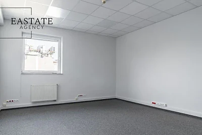 Przestrzeń biurowa 22 m² w Gdańsku Oliwie, al. Grunwaldzka - miniatura 1