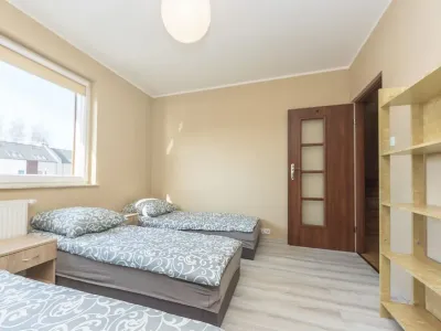 3-osobowy pokój nr 4 przy ul. Jaśminowy Stok, Gdańsk - miniatura 2