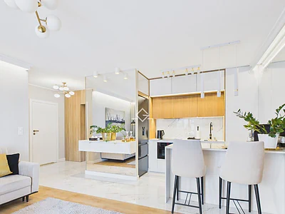 2-pokojowy apartament w Gdańsku Śródmieściu, ul. Wałowa, balkon i garaż - miniatura 4