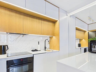 2-pokojowy apartament w Gdańsku Śródmieściu, ul. Wałowa, balkon i garaż - miniatura 3