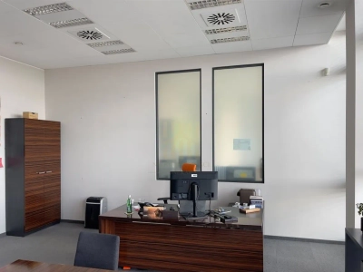 Budynek biurowy 2300 m² przy lotnisku Gdańsk, ul. Słowackiego - miniatura 4