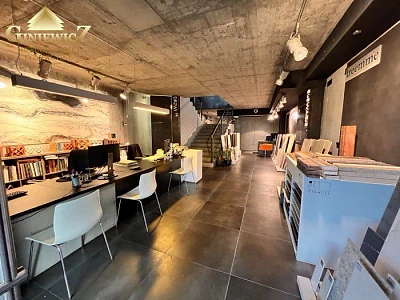 Lokal handlowo-usługowy 233 m² przy Legionów w Gdyni - miniatura 2
