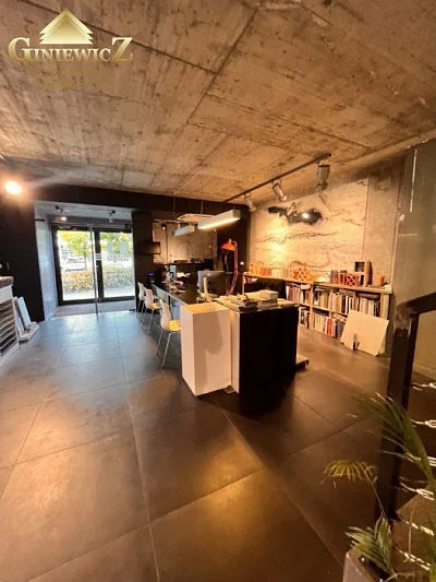 Lokal handlowo-usługowy 233 m² przy Legionów w Gdyni - miniatura 4