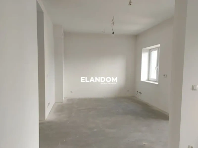 Lokal biurowy 81 m² w centrum Karczewa z parkingiem - miniatura 6