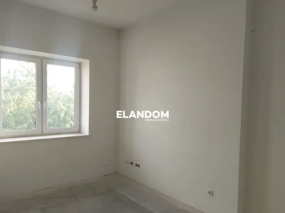 Lokal biurowy 81 m² w centrum Karczewa z parkingiem - miniatura 9