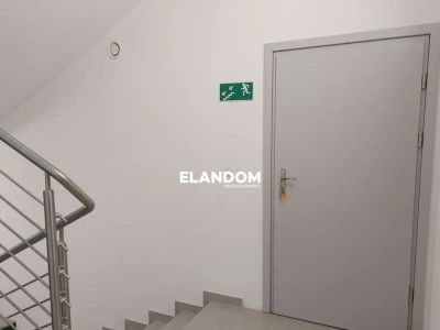 Lokal biurowy 81 m² w centrum Karczewa z parkingiem - miniatura 10