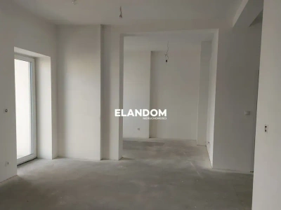 Lokal biurowy 81 m² w centrum Karczewa z parkingiem - miniatura 7