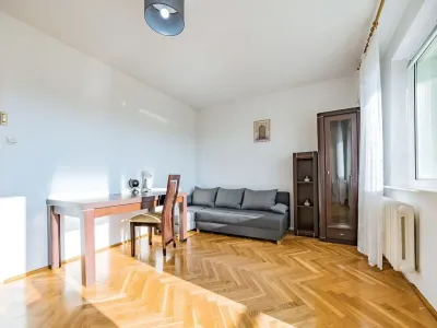 Pokój dwuosobowy przy ul. Pomorskiej 18A w Gdańsku - miniatura 2